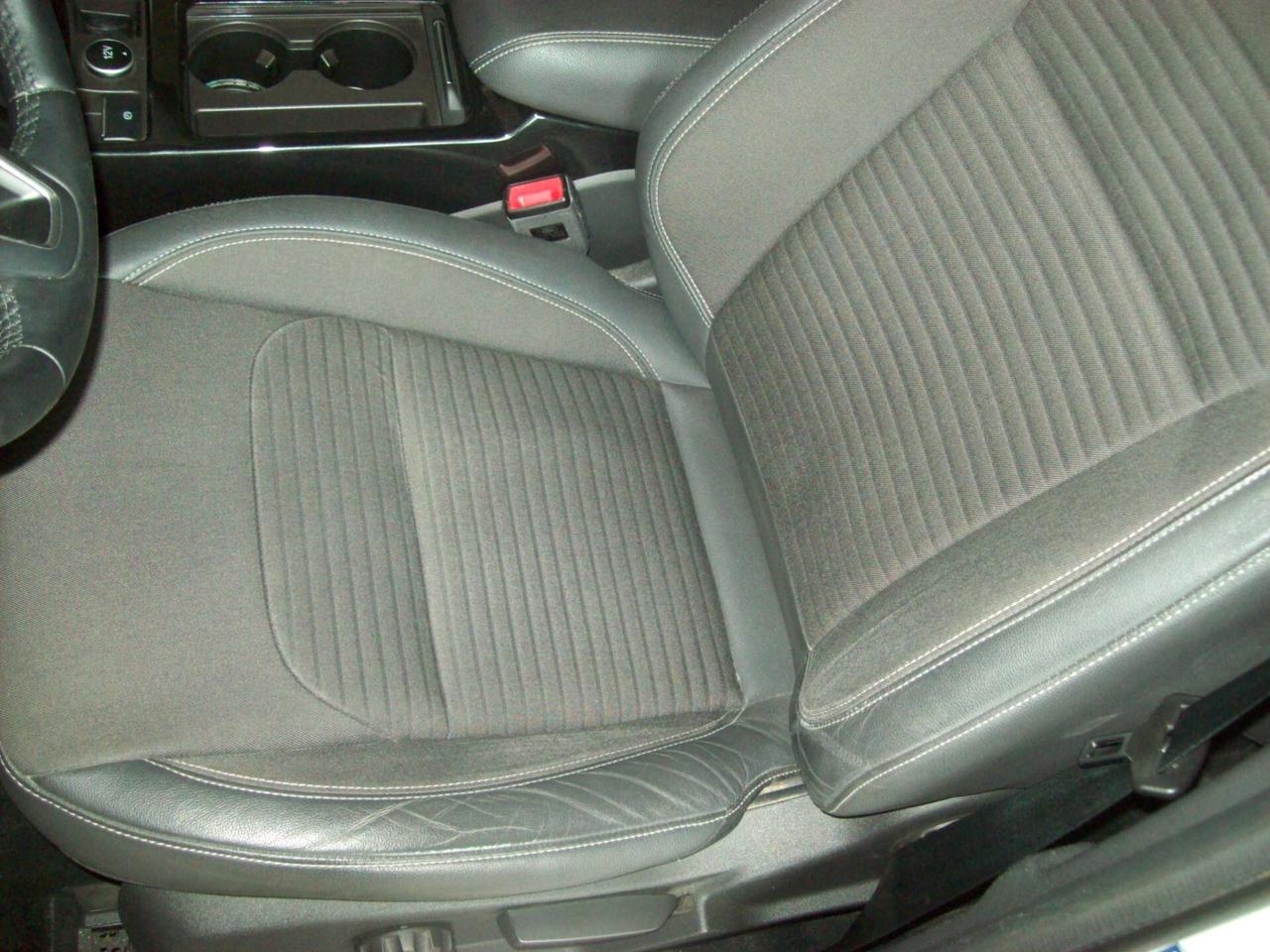 Ford Kuga 1.5 TDCI 120 CV S&S 2WD Titanium