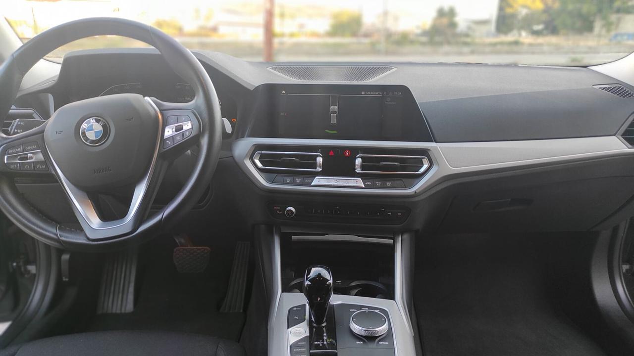 Bmw 316 48V Touring Business Advantage