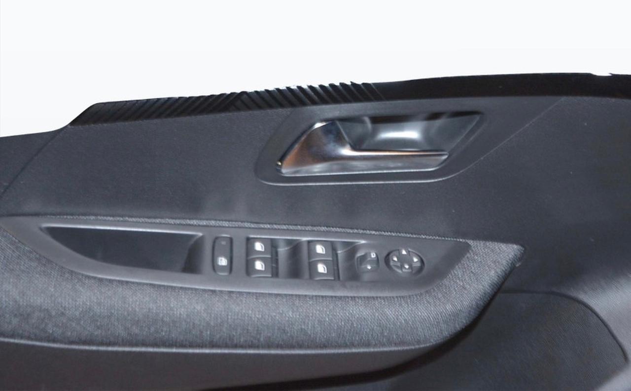 Peugeot 208 PureTech 100 Stop&Start 5 porte Style