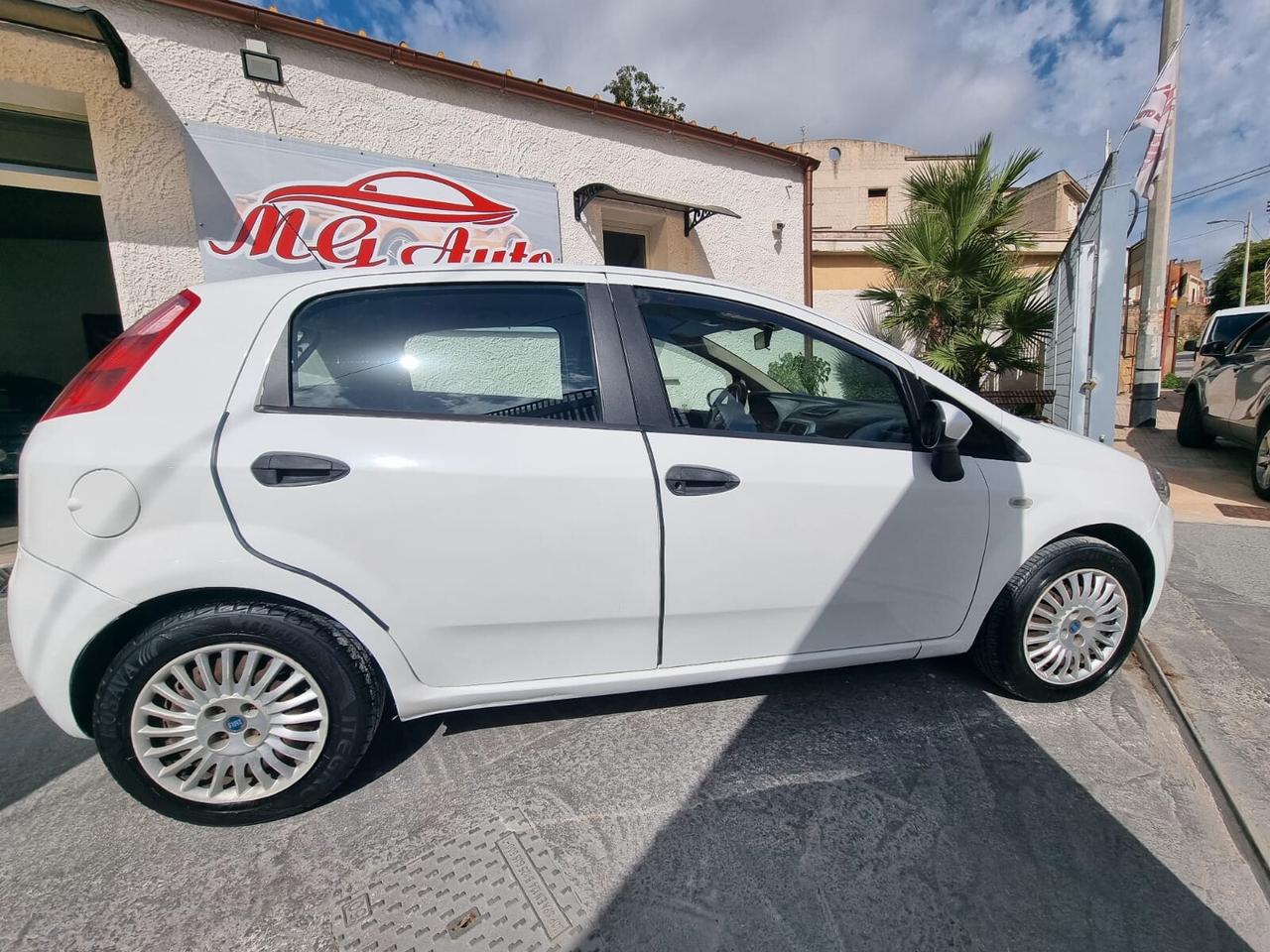 Fiat Grande Punto Grande Punto 1.3 MJT 75 CV 5 porte Active