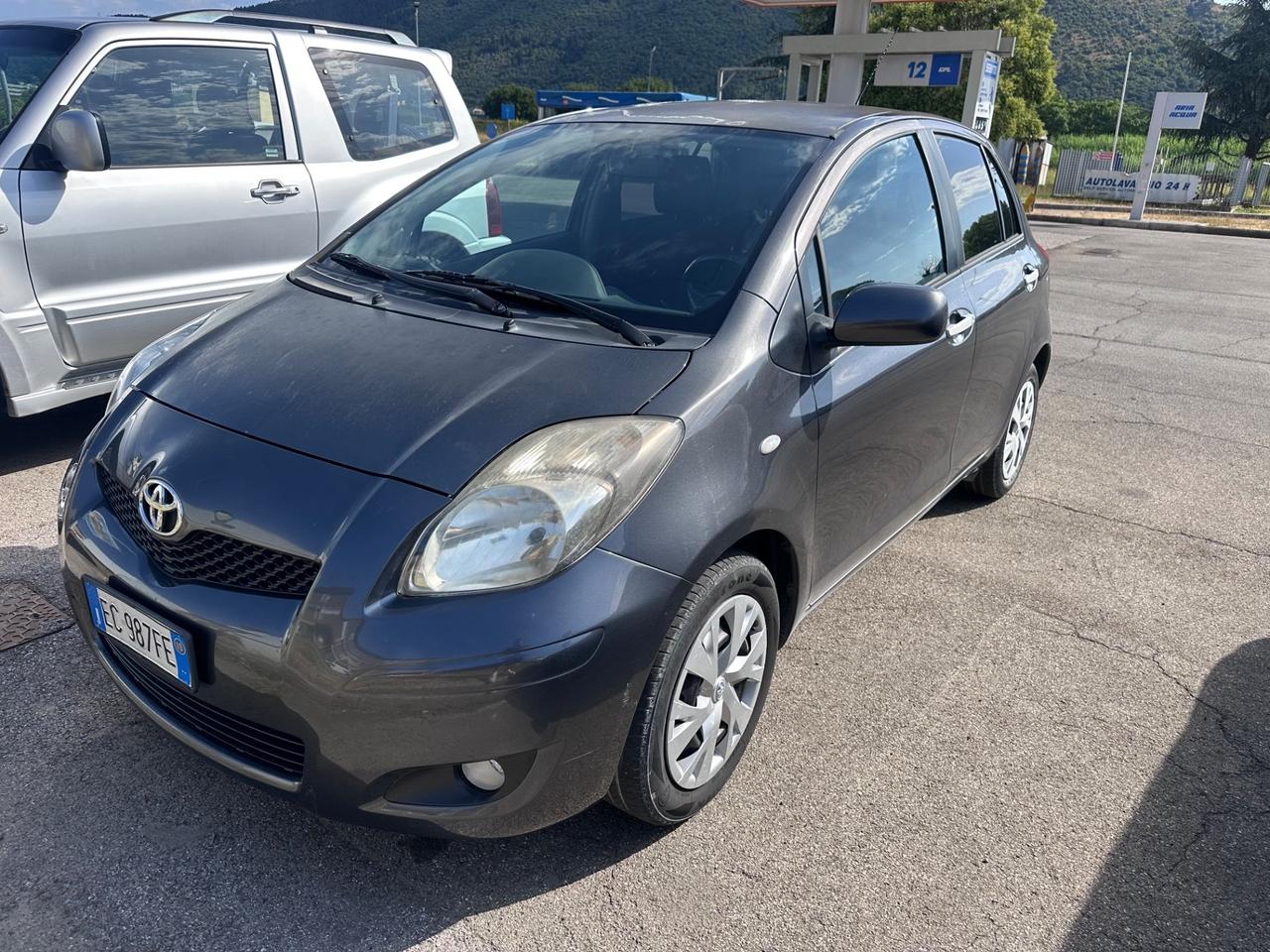 Toyota Yaris 1.3 5 porte Sol