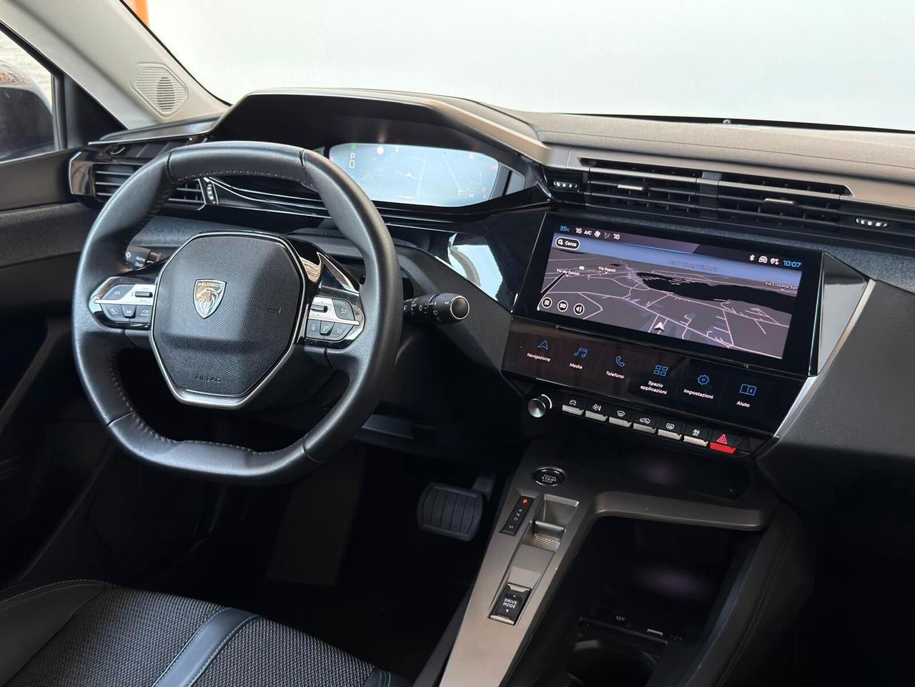 Peugeot 308 Allure Pack 1.5 Diesel 130 CV Automatica – 2023