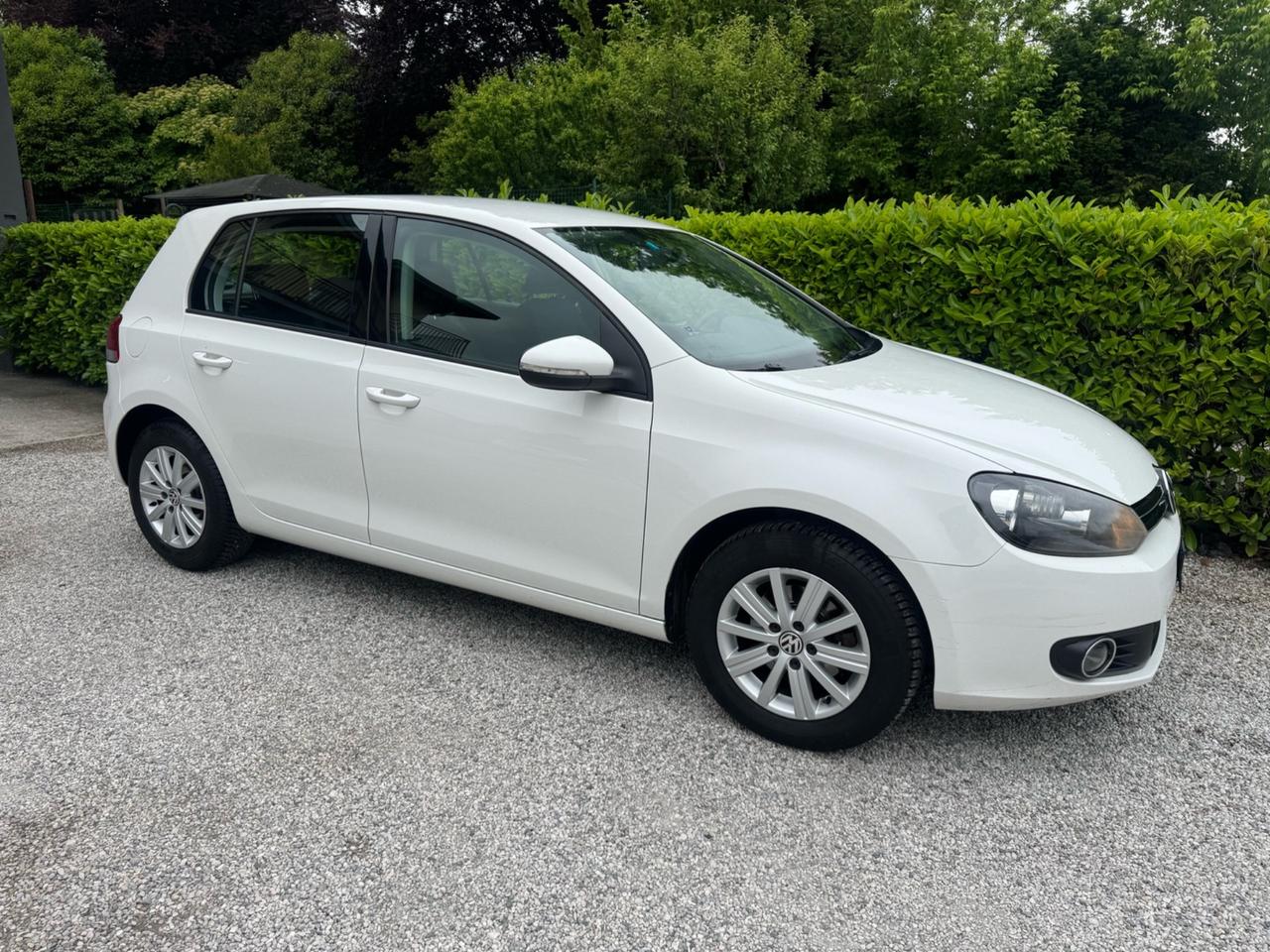 Volkswagen Golf 1.6 TDI Highline - IMPECCABILE