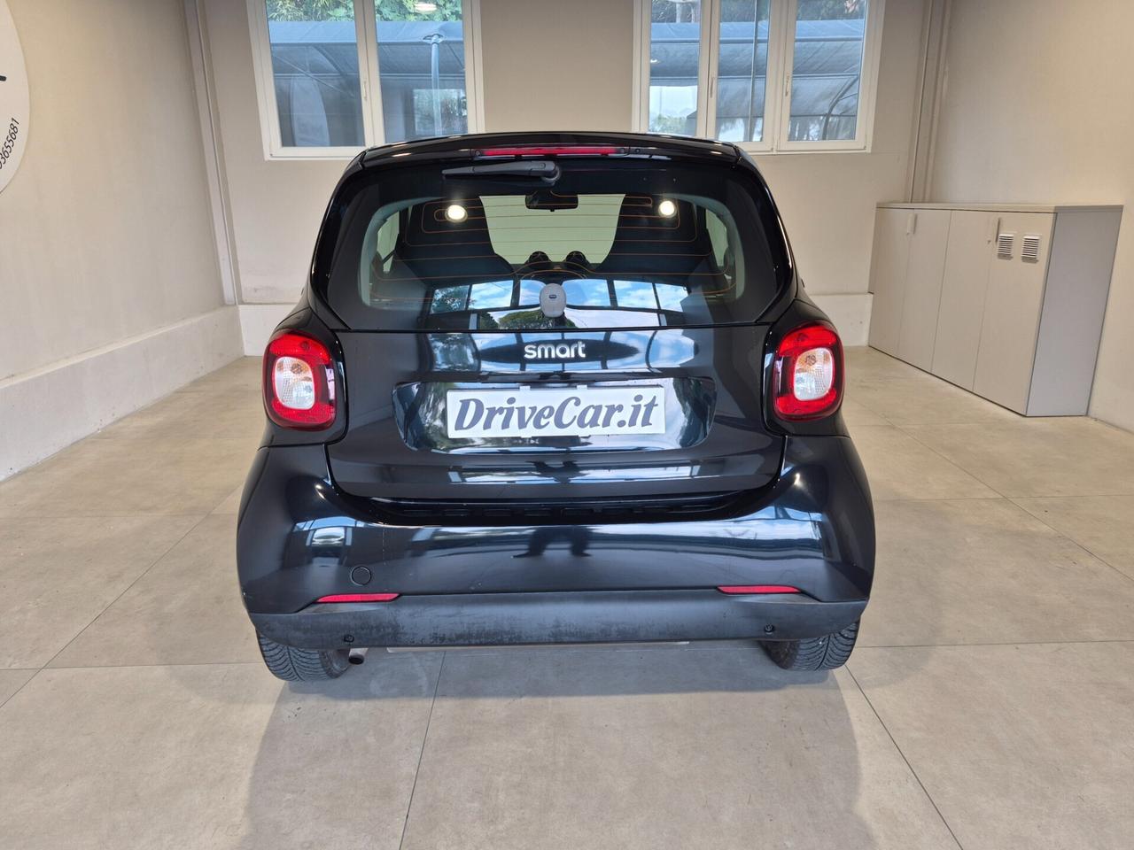 smart forTwo FORTWO 0.9 TURBO PASSION 90CV TWINAMIC TETTO PANORAMICO VETRI PRIVACY CRUISE CONTROL C.15" CLIMA