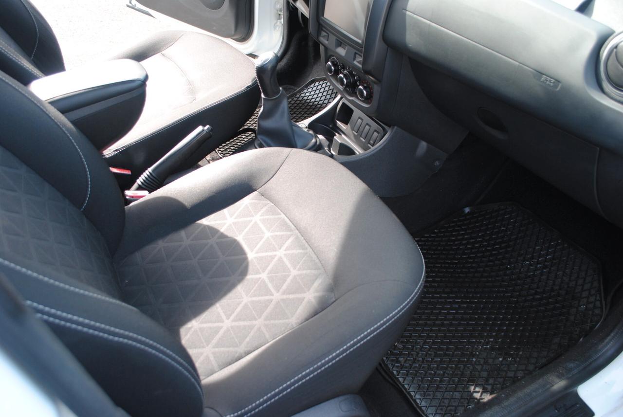 DACIA DUSTER 1.6 101 CV BENZ/GPL OK NEOPATENTATI
