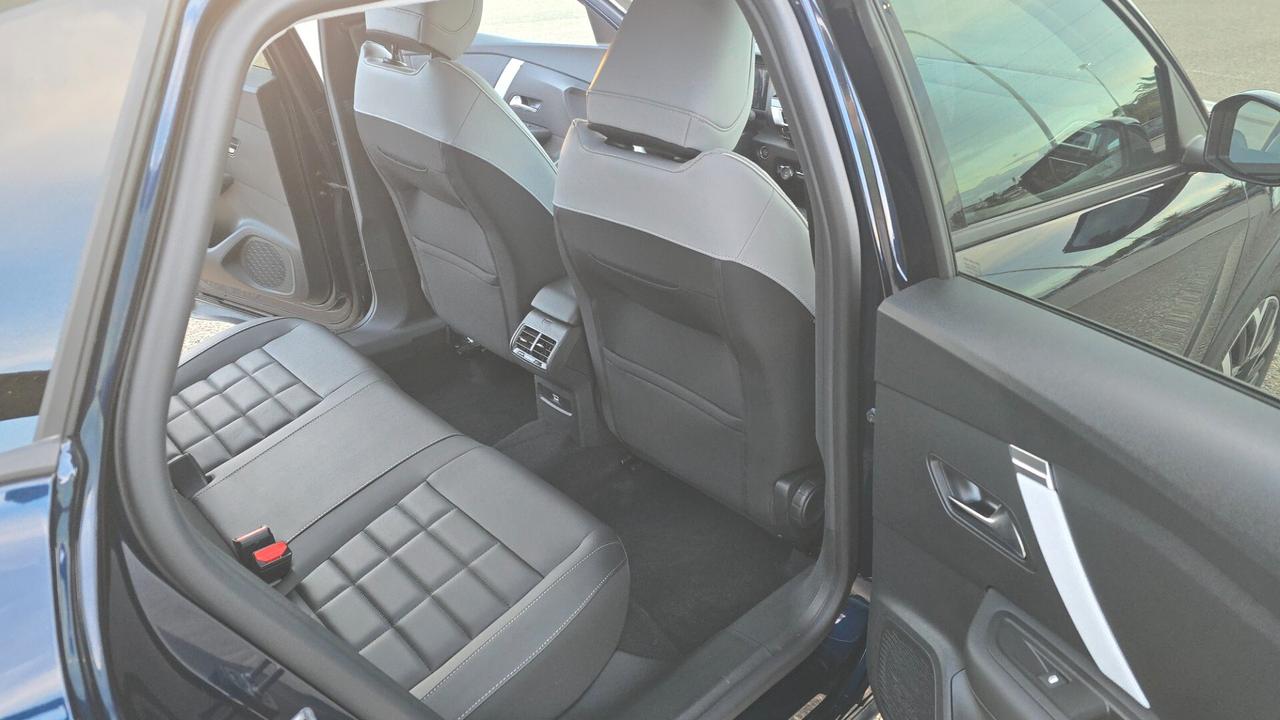 Citroen C4 Hybrid 136 e-DCS6 Max