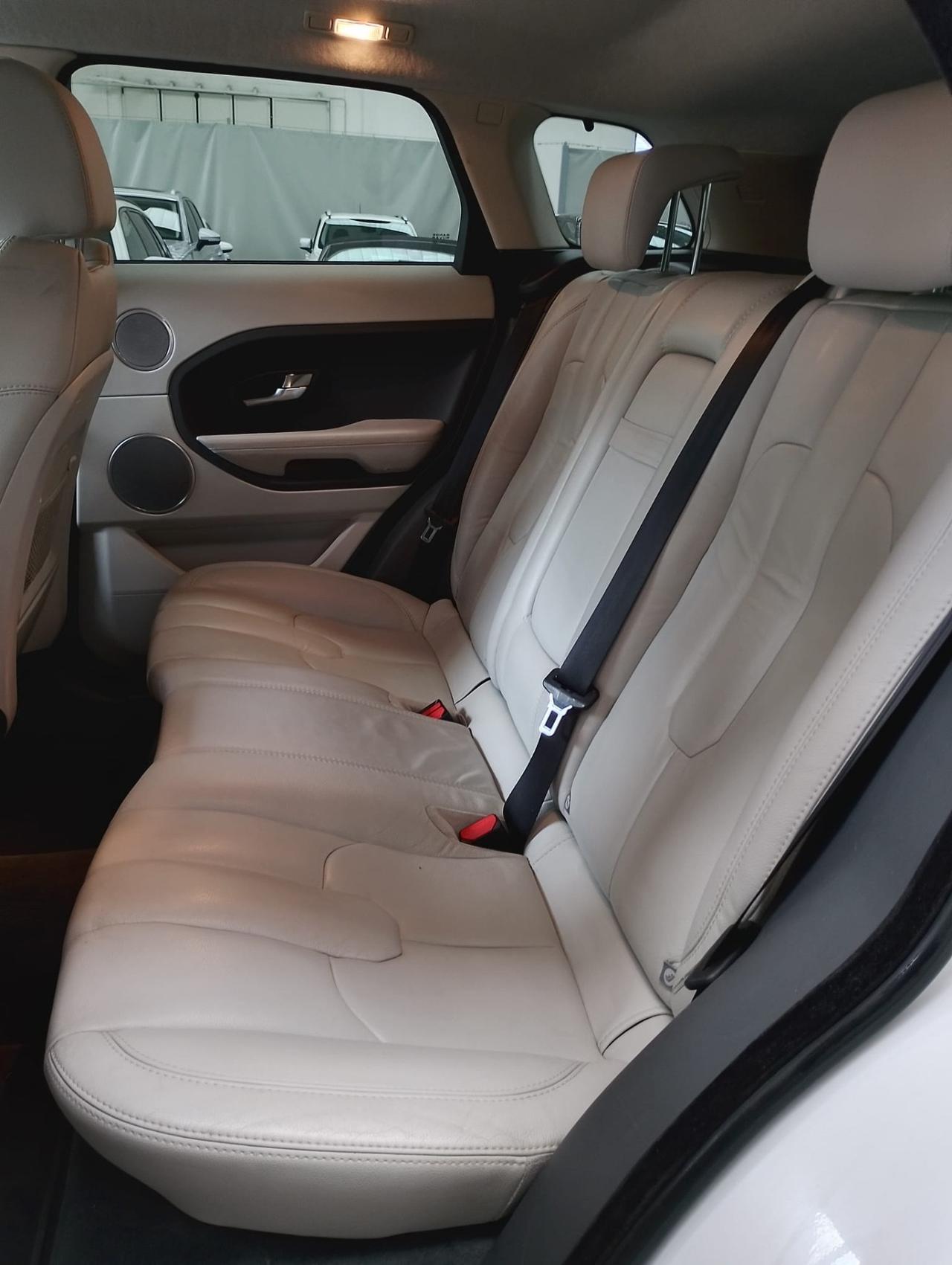 Land Rover Range Evoque 2.2 TD4 5p. Prestige