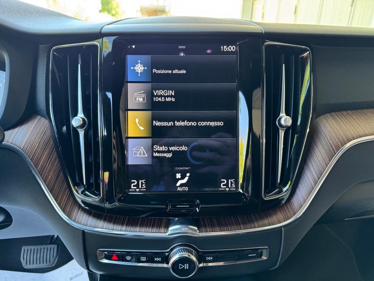 Volvo XC 60 2.0 b4 MomPro AWD Auto GARANZIA 24 MESI