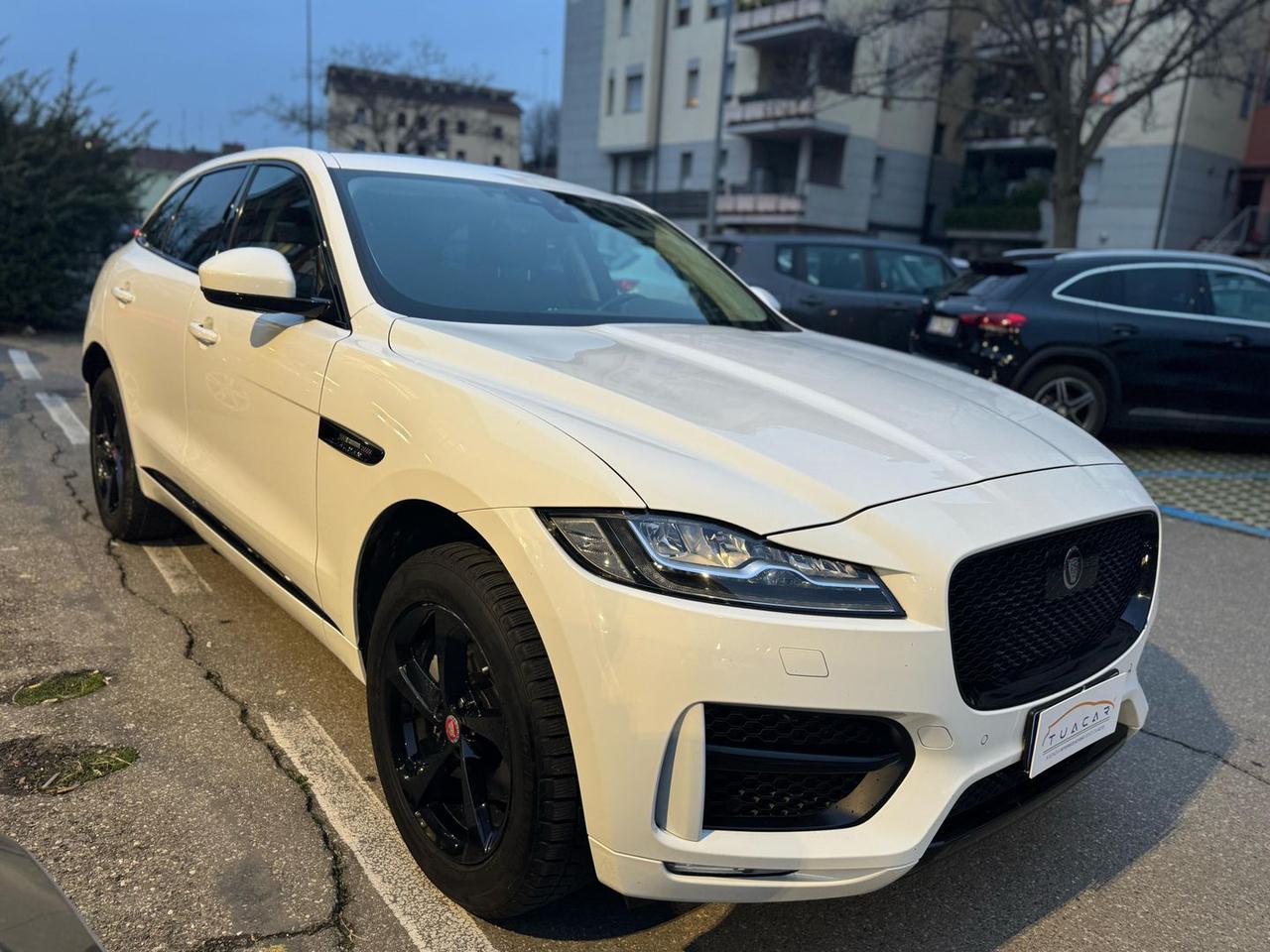 Jaguar F-Pace R-Sport 2.0 20d Turbo