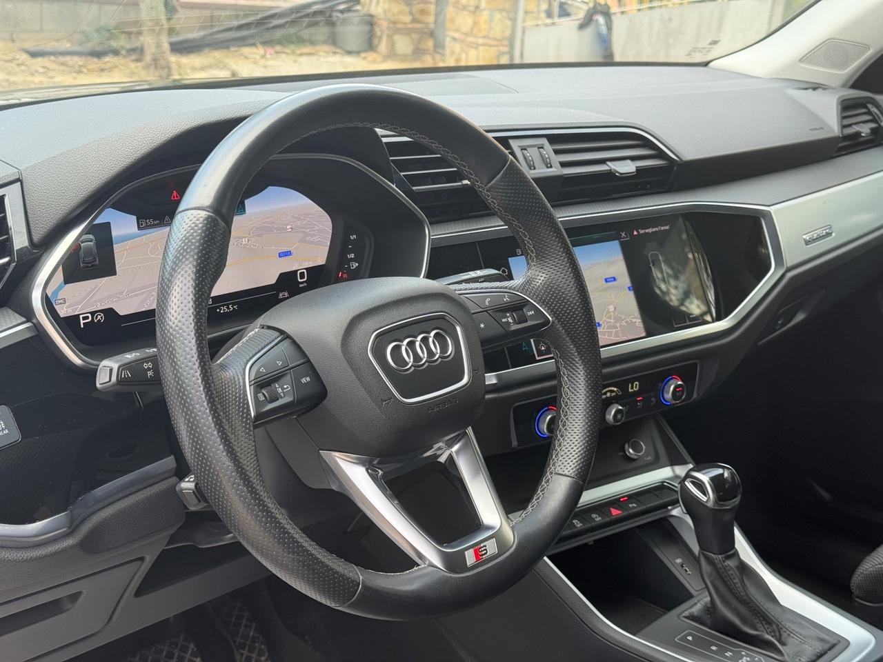 Audi Q3 35 TDI S tronic Business Advanced