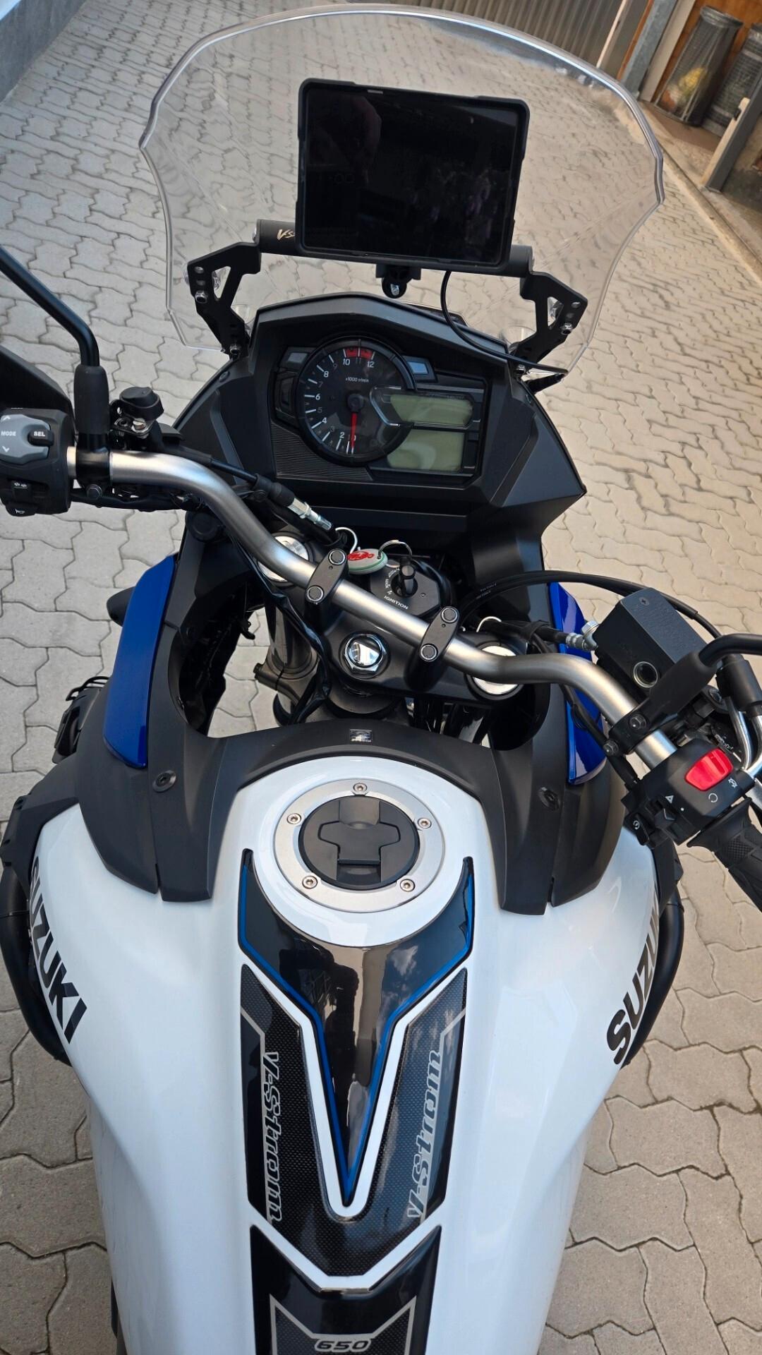 Suzuki V-Strom 650 V STROM XT ABS EURO 5