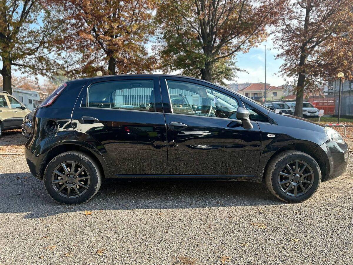Fiat Punto 1.4 natural power Street 70cv 5p E6