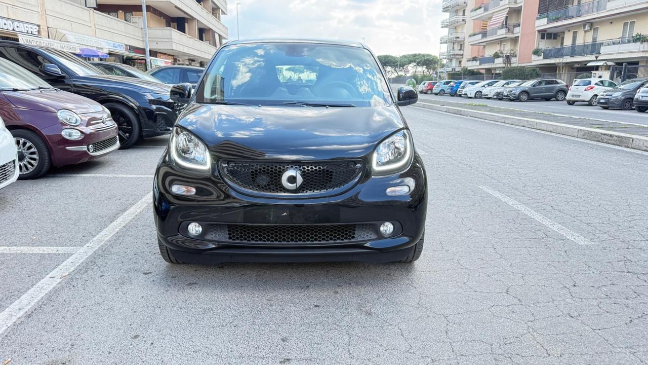 Smart ForFour 90 0.9 Turbo twinamic Prime LED NAVI KAMERA PANORAMA CERCHI 16 PDC PACCHETTO SPORT JBL