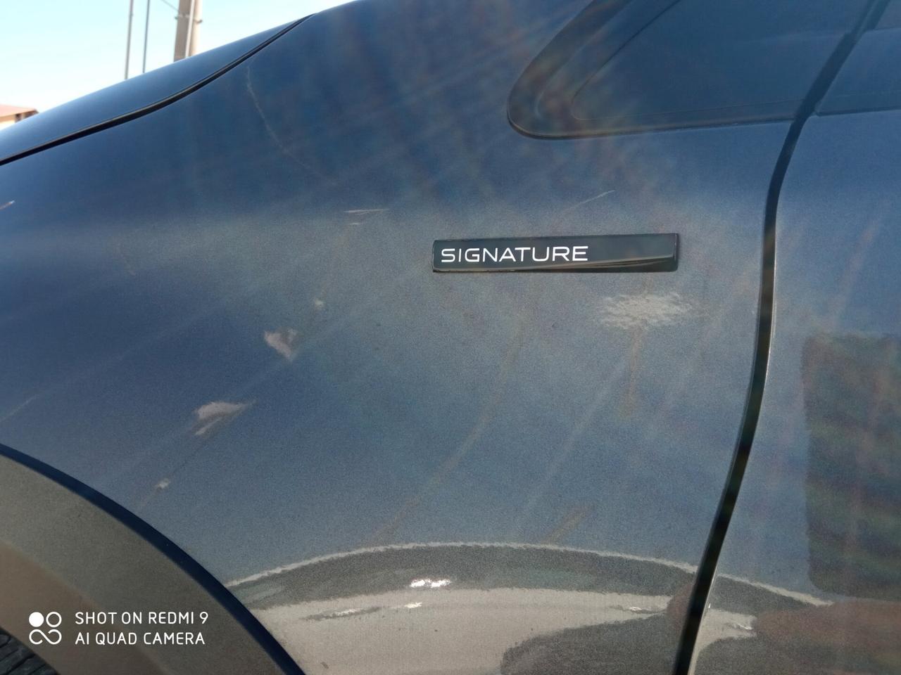 Peugeot 2008 BlueHDi 100 S&S Signature