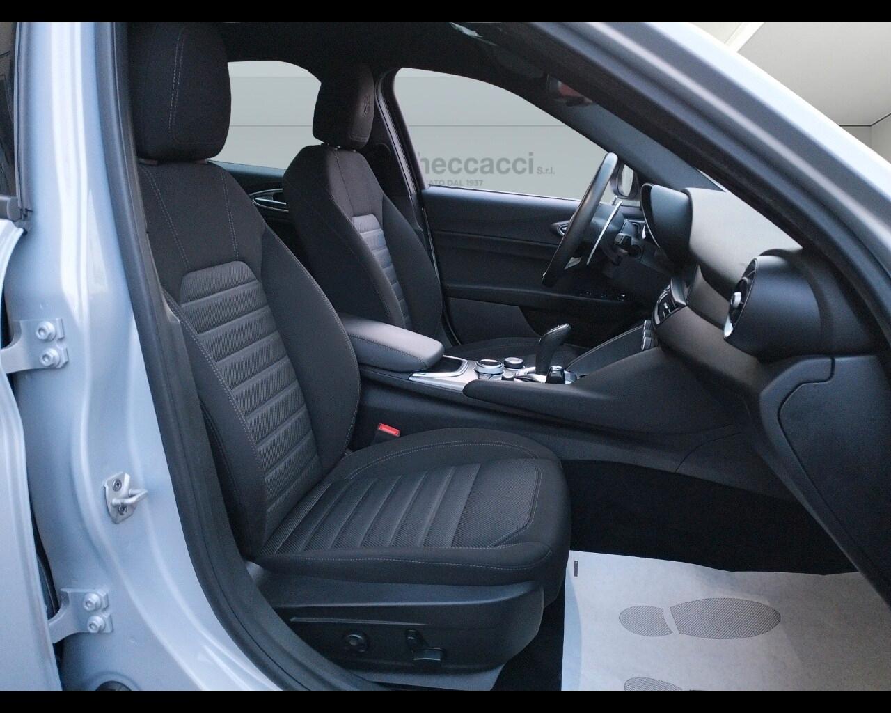 ALFA ROMEO Giulia (2016) Giulia 2.0 Turbo 280 C...