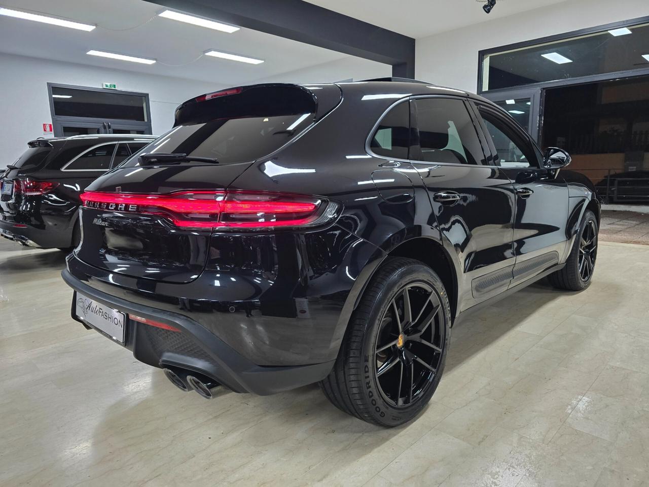 Porsche Macan 2.0 (Tetto Panorama)