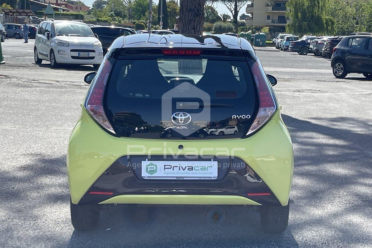 TOYOTA Aygo 1.0 VVT-i 69 CV 5 porte x-cite MMT