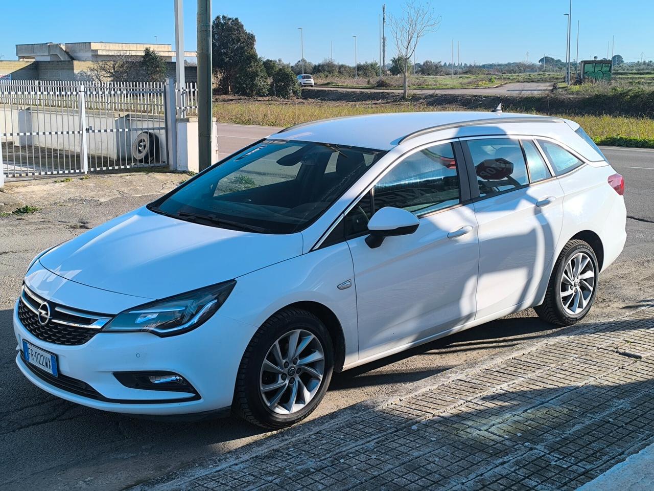 Opel Astra 1.6 CDTi 110CV Start&Stop Sports Tourer Innovation