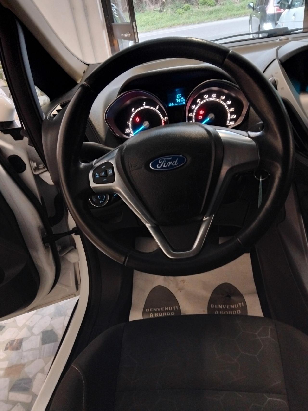 Ford B-Max 1.5 TDCi 75 CV Business Titanium