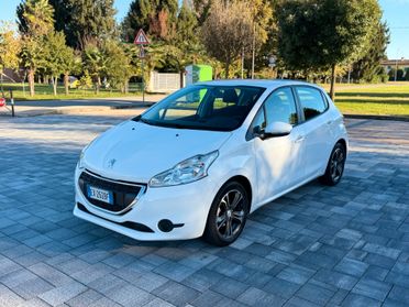 Peugeot 208 1.4 HDi 68 CV 5 porte Allure (NEOPATENTATI)