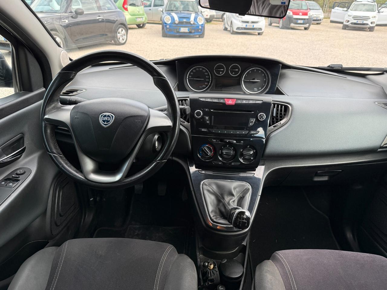 Lancia Ypsilon 1.2 69 CV GPL Ecochic Gold