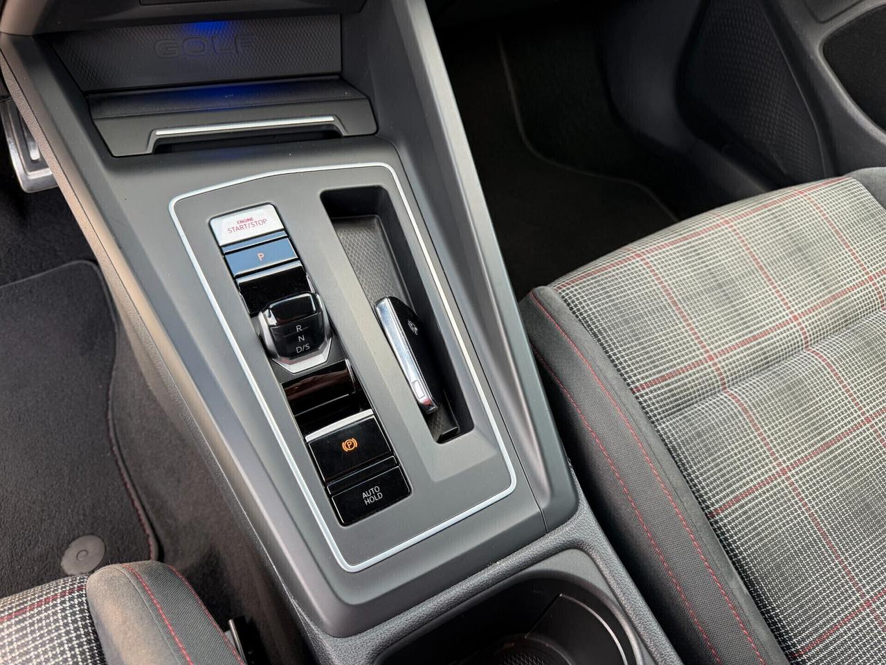 Volkswagen Golf 8 GTI DSG 245cv Led*Carplay*64.000 km