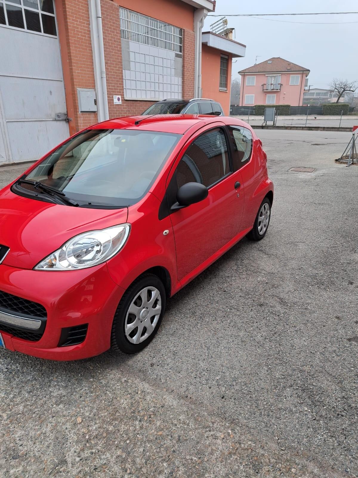 Peugeot 107 1.0 68CV 3p. Access