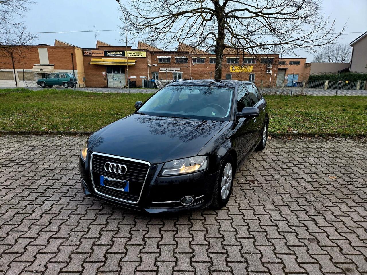 Audi A3 1.6 TDI 105 CV CR Ambition