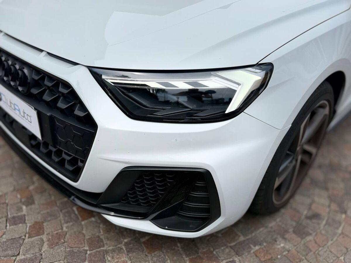 Audi A1 30 1.0 tfsi S line edition 116cv