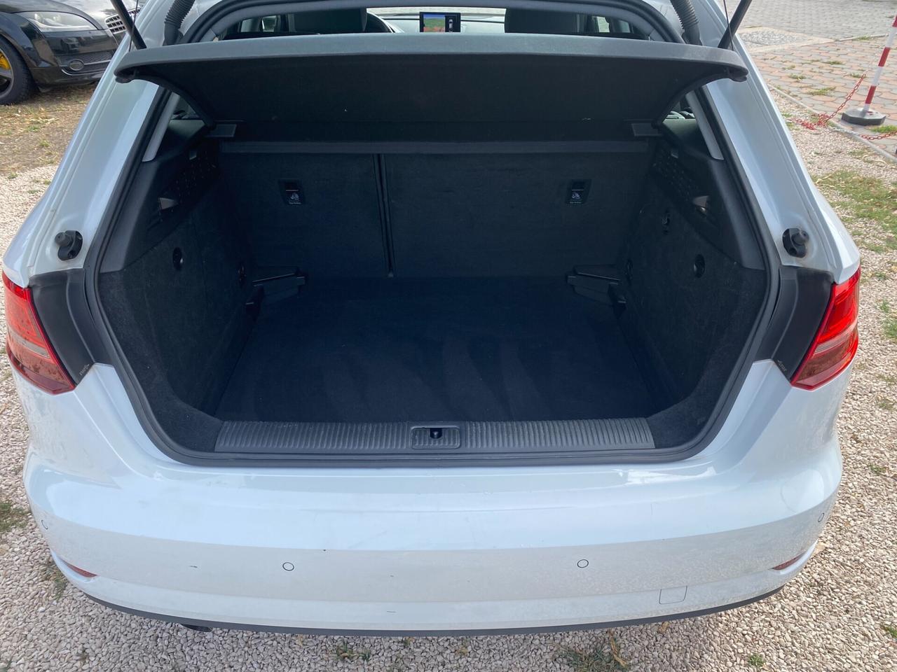 AUDI - A3 - SPB 30 TDI Admired - NEOPATENTATI - FI