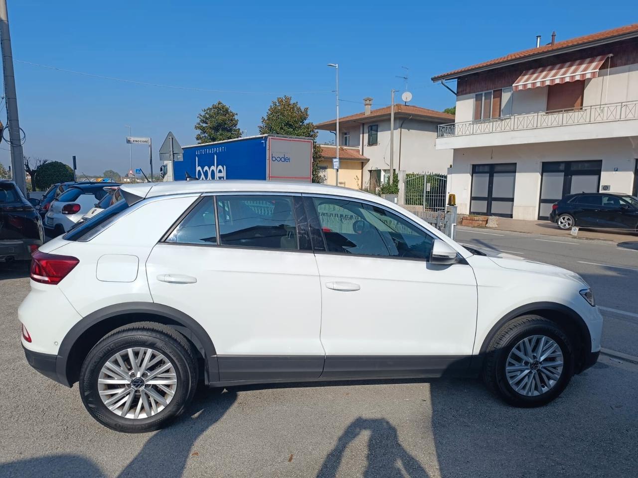 VOLKSWAGEN T-ROC 1.0 LIFE EDITION 110 cv BENZINA -PROMO NOVEMBRE GA FIN&SAFE-