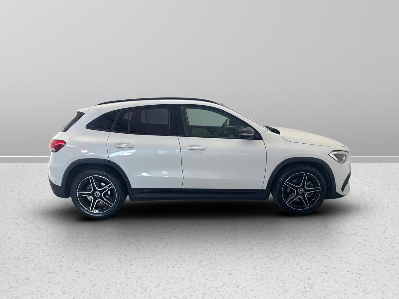 Mercedes-Benz GLA-H247 2020 - GLA 200 d Premium 4matic auto