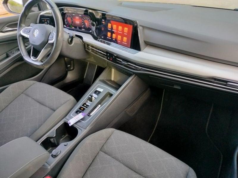 Volkswagen Golf 2.0 TDI SCR 85kW Life DSG