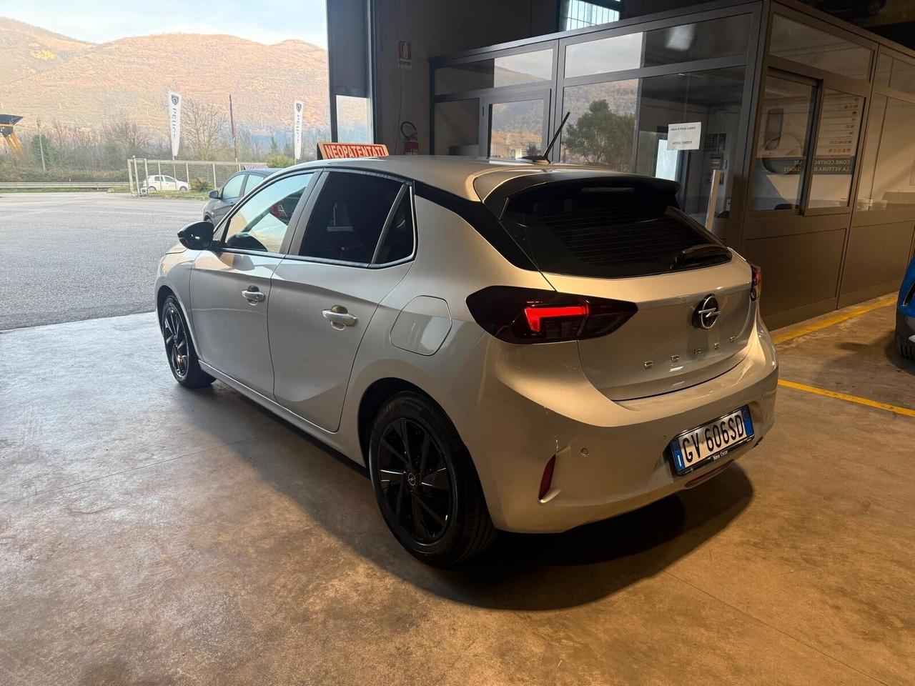 Opel Corsa 1.2 Edition