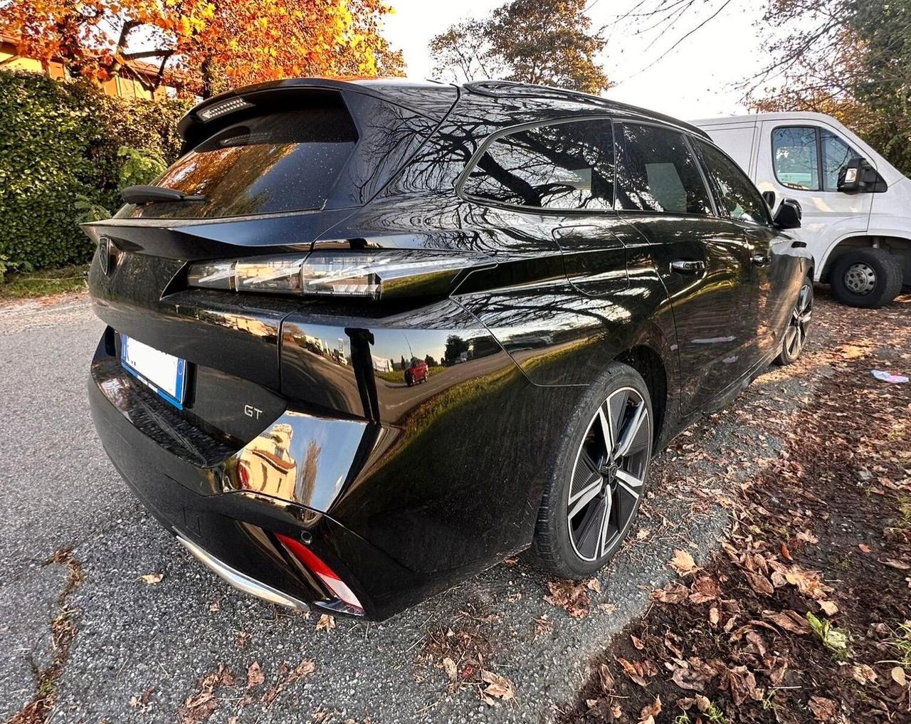 Peugeot 308 PureTech Turbo 130 S&S SW Allure