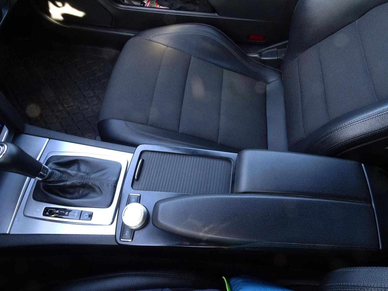 Mercedes-Benz E 220 CDI Coupé BlueEFFICIENCY Avantgarde