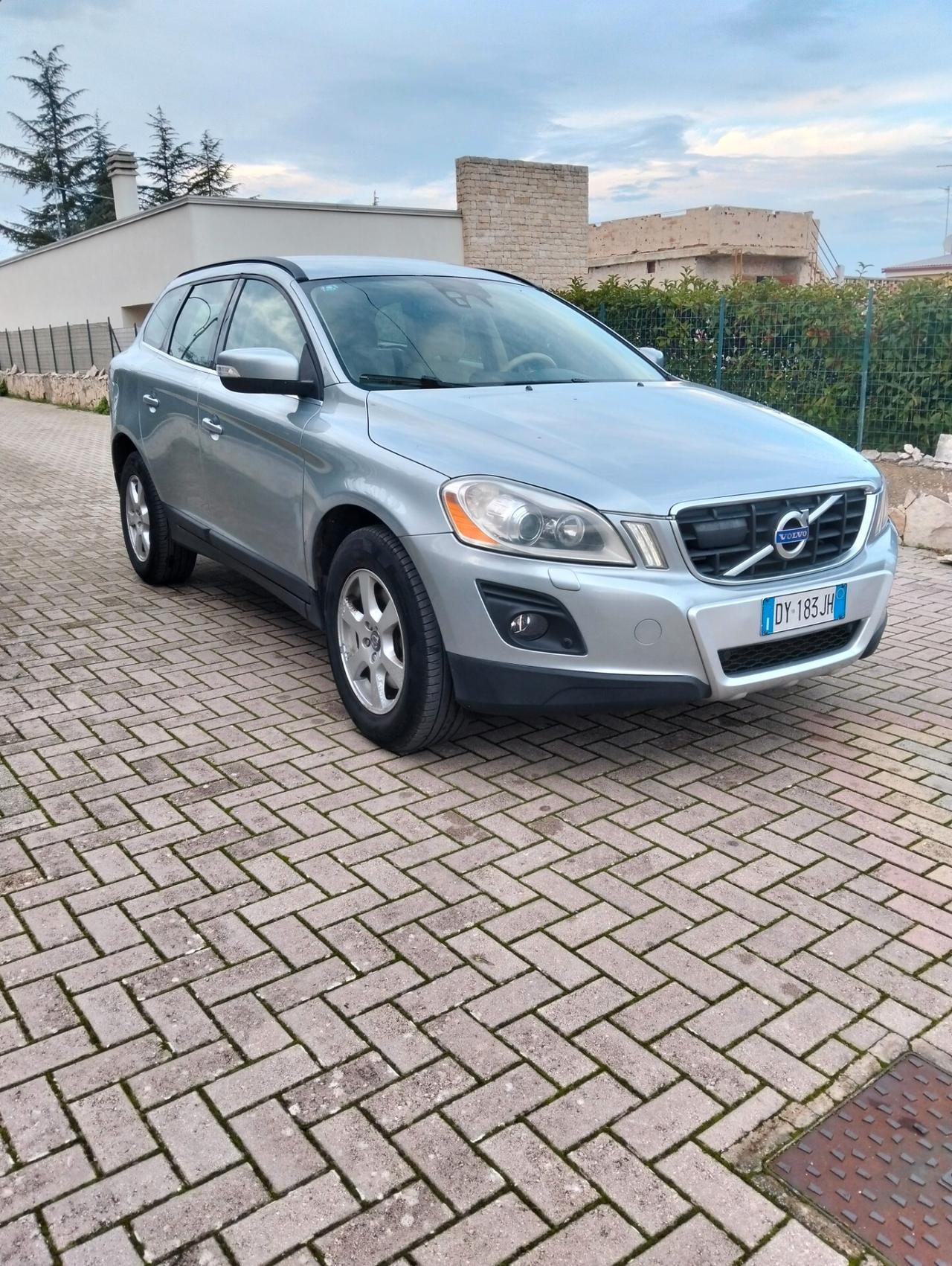Volvo XC 60 XC60 D5 AWD Kinetic