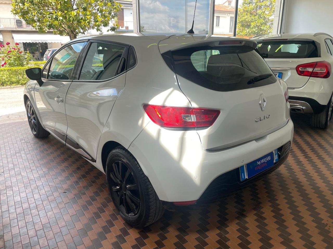 Renault Clio 1.2 75CV GPL 5 porte