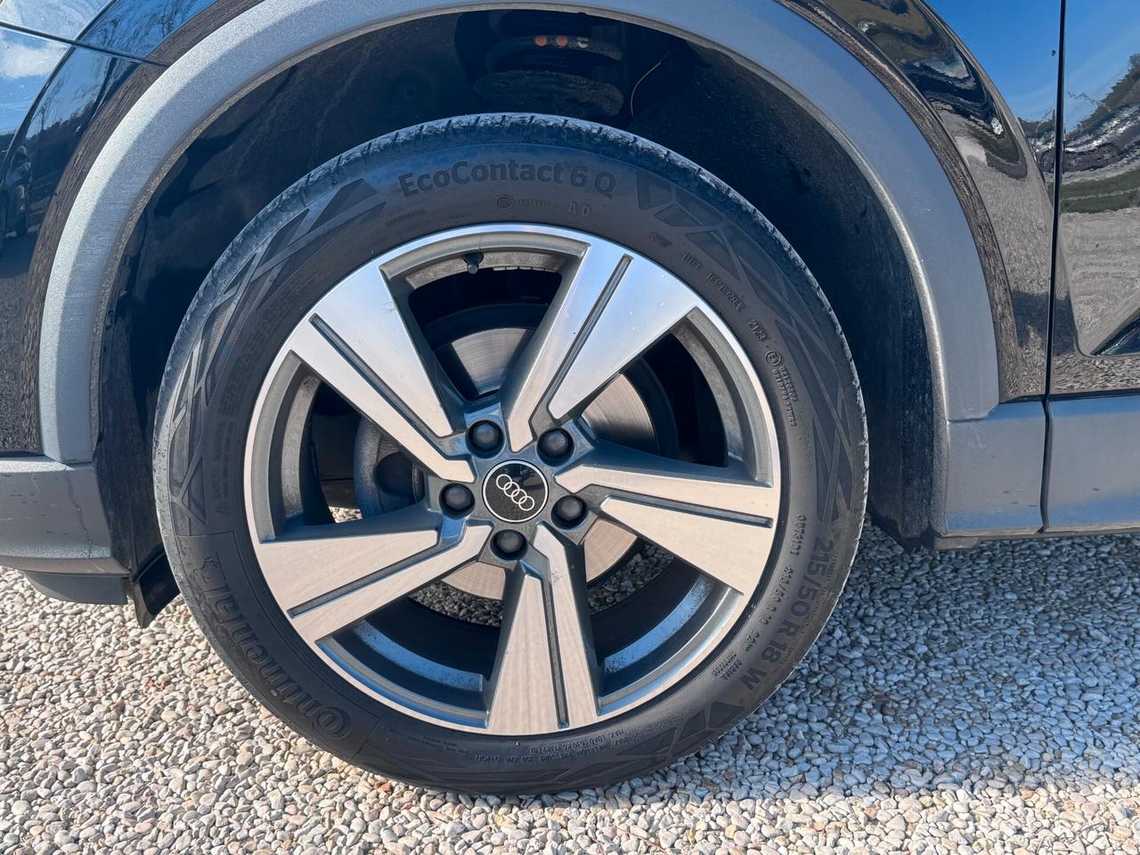 Audi Q2 30 TDI Identity Black - 2023