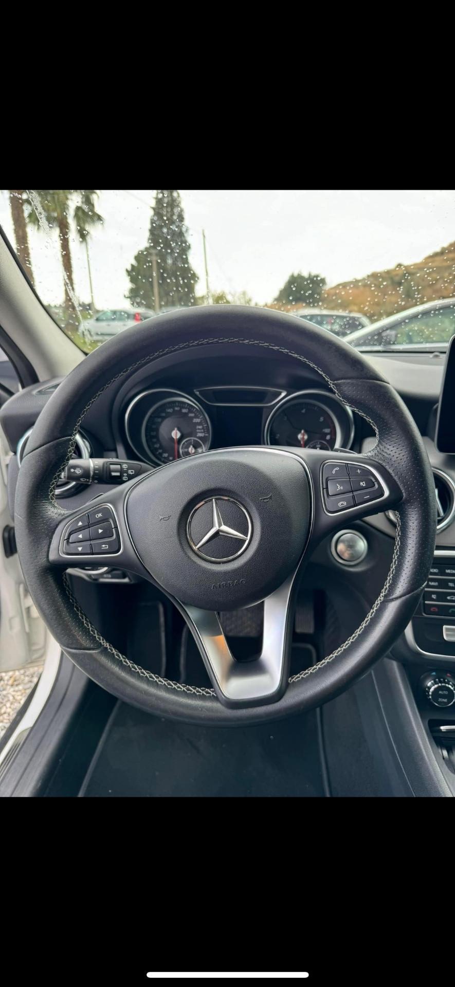 Mercedes-benz GLA 200 GLA 200 d Automatic 4Matic Sport