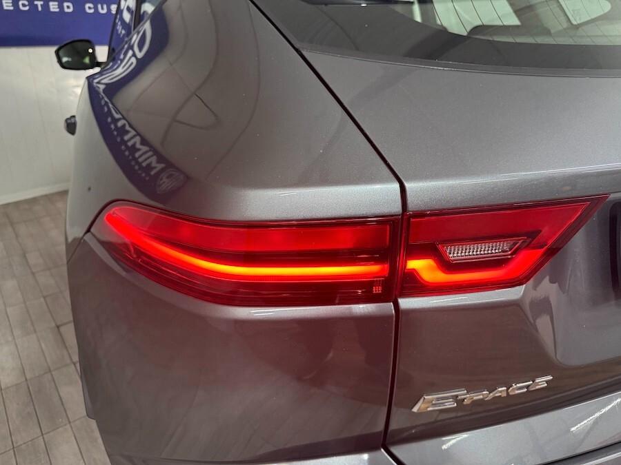 Jaguar E-Pace 2.0D AWD Uniproprietario