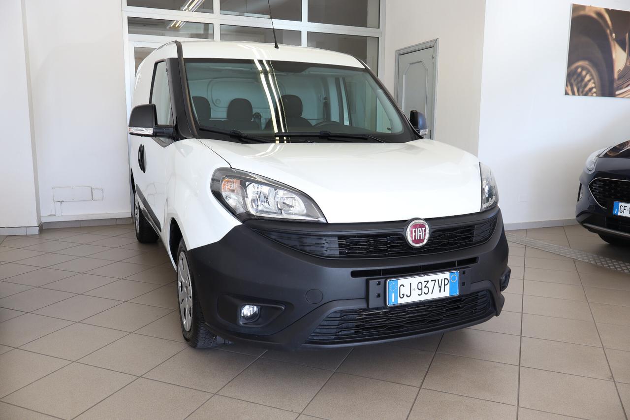 FIAT DOBLO' CARGO 1.6 MJET 105 CV LOUNGE 3 POSTI