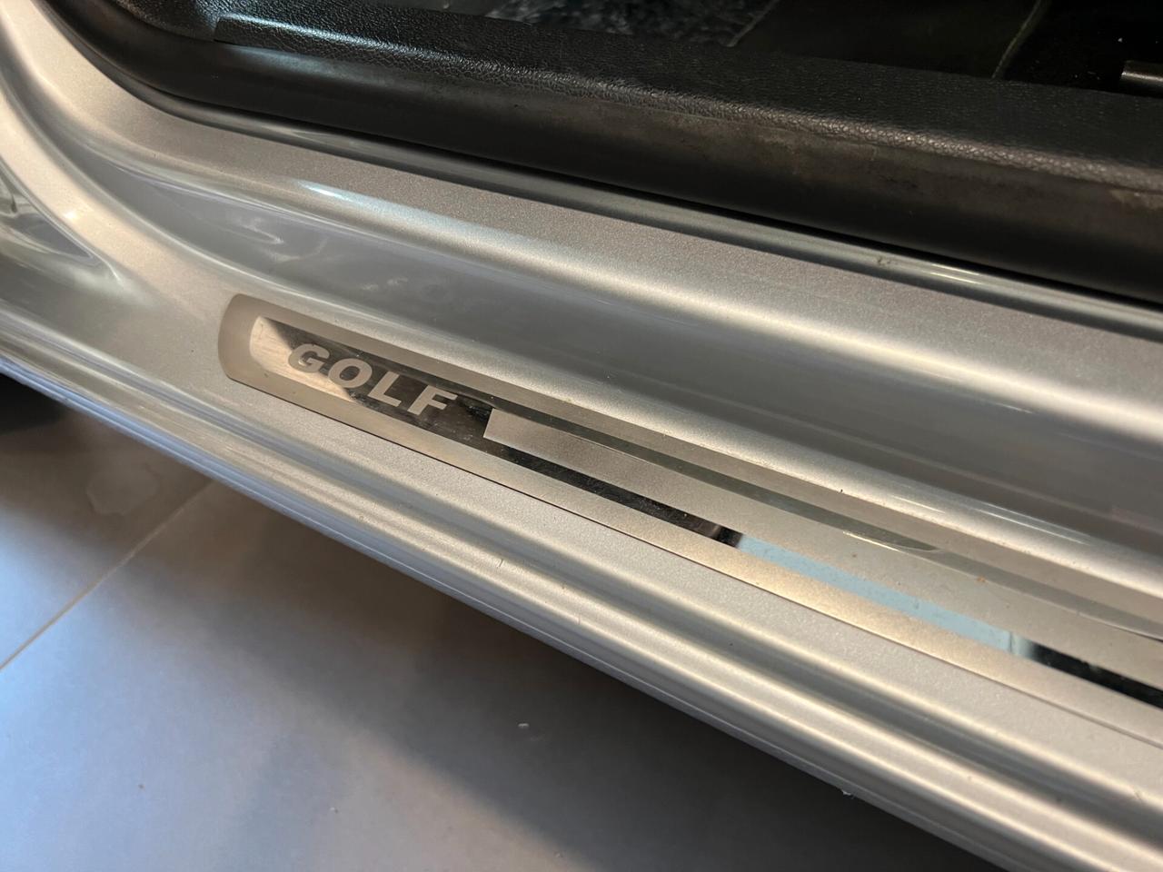 Volkswagen Golf 1.6 5p. Highline BiFuel