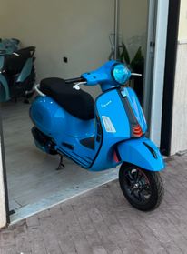Piaggio Vespa 300 GTS hpe Supersport