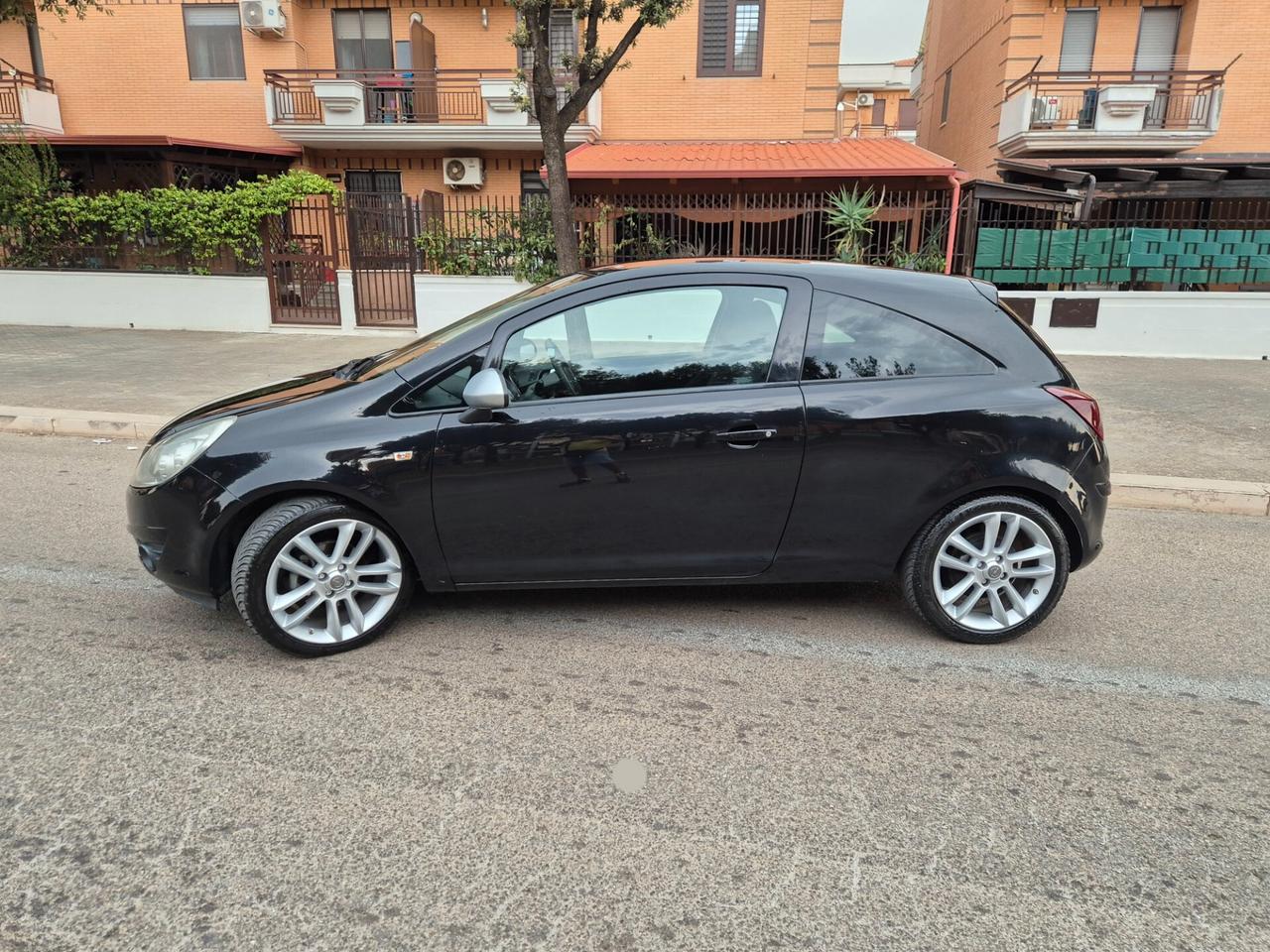 Opel corsa 1.3 multijet 95cv edition anno 2011