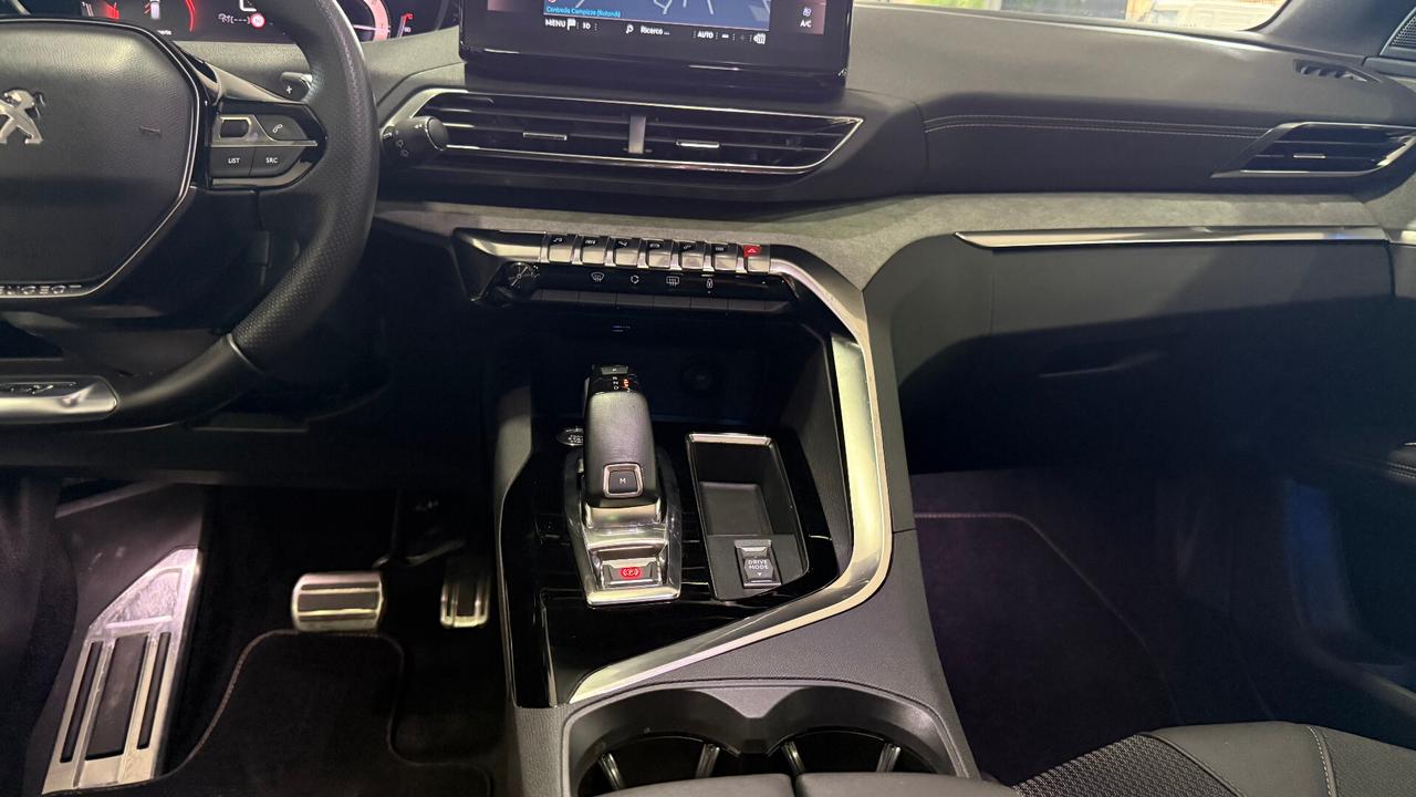 PEUGEOT 3008 1.5 131 CV GT PACK TETTO APRIBILE