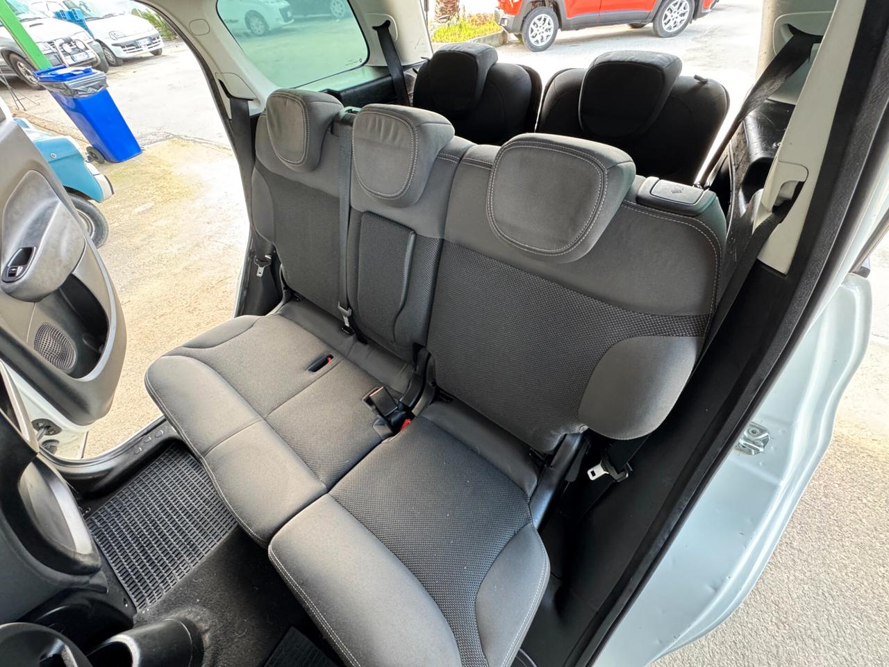 Fiat 500L Living 1.6 Multijet 105 CV Lounge 7 POSTI (motore nuovo)