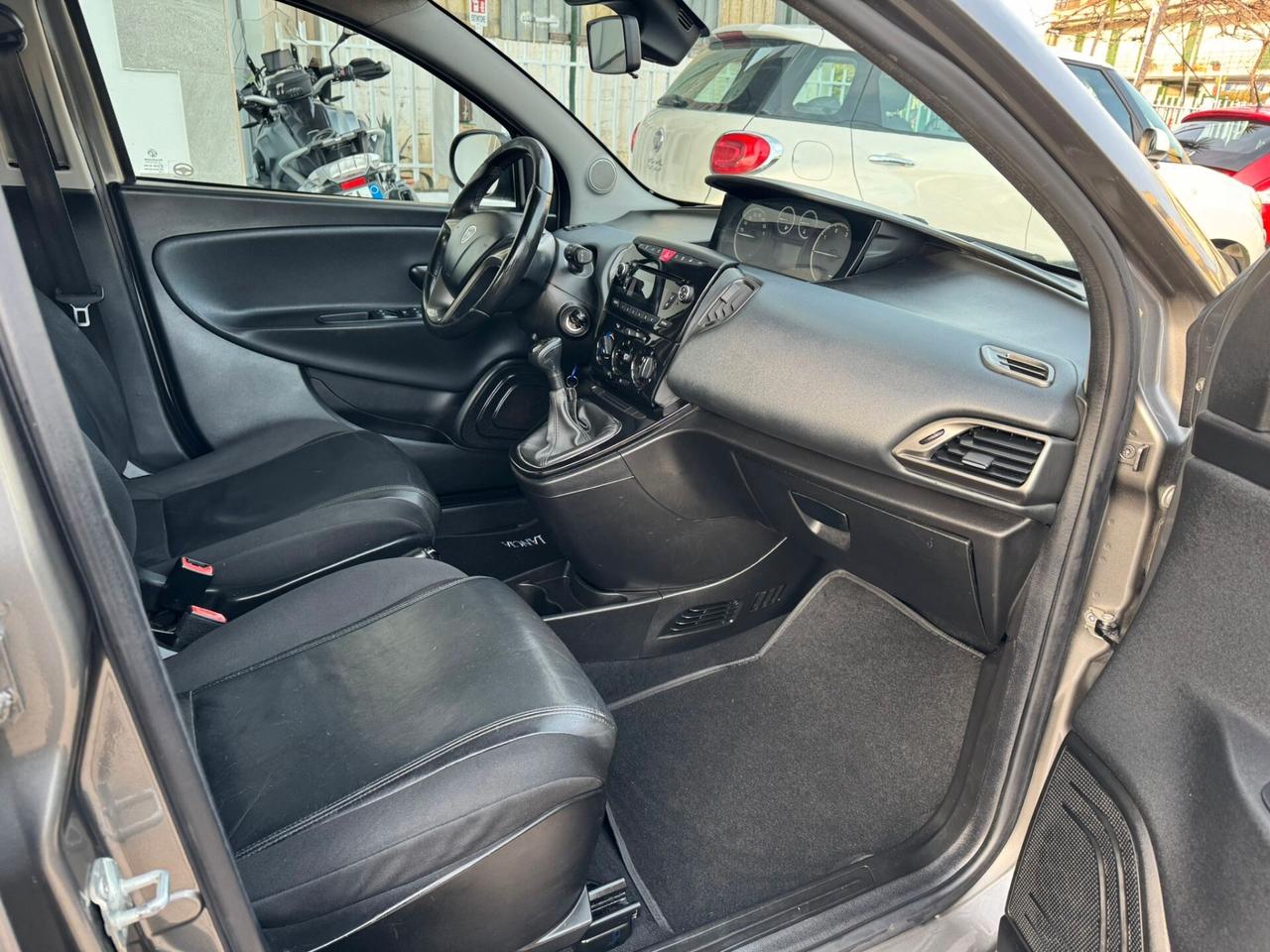 Lancia Ypsilon 1.3 MJT 16V 95 CV 5 porte S&S Platinum