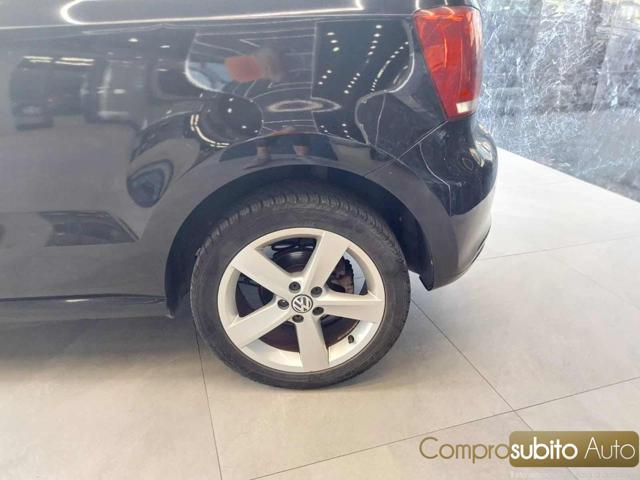 VOLKSWAGEN Polo 1.4 3 porte R-Line (Garanzia 12 Mesi)