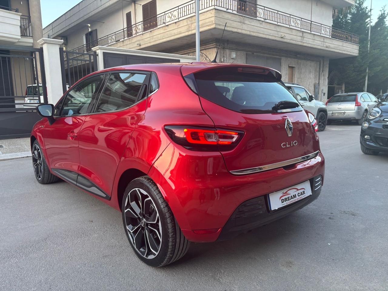 Renault Clio dCi 8V 90 CV 5 porte Moschino Intens